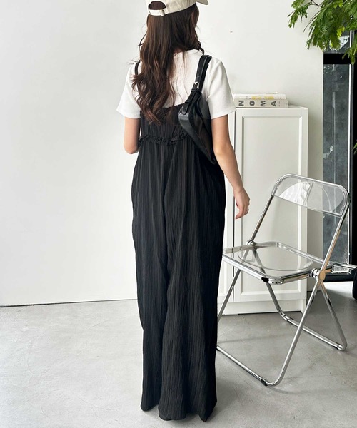 GeeRA（ジーラ）の「フリルデザインサロペット（サロペット/オーバーオール・レディース・ブラック/チャコール・MEDIUM/LARGE/X-LARGE）」の12枚目の写真