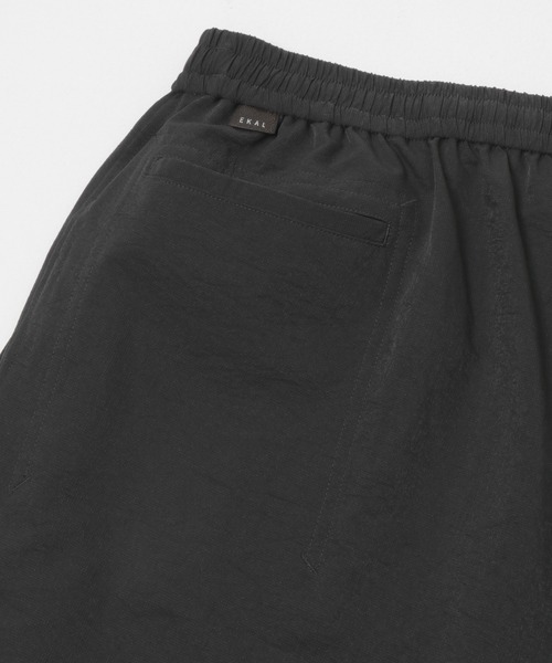 EKAL(エカル)の「DOT AIR TROUSERS(その他パンツ・メンズ・ブラック/ブラウン/チャコールグレー/ネイビー・LARGE/MEDIUM)」の5枚目の写真