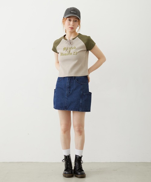 MILKFED.(ミルクフェド)の「MILKFED. AT HEAVEN27 LACE UP B/B TEE(Tシャツ/カットソー・レディース・ベージュ/ホワイト/ライトブルー・ONE SIZE)」の6枚目の写真