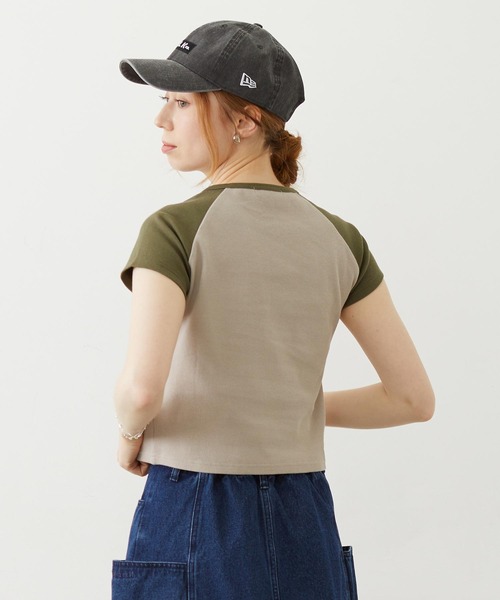 MILKFED.(ミルクフェド)の「MILKFED. AT HEAVEN27 LACE UP B/B TEE(Tシャツ/カットソー・レディース・ベージュ/ホワイト/ライトブルー・ONE SIZE)」の4枚目の写真