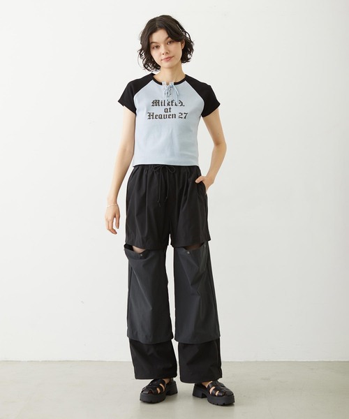 MILKFED.(ミルクフェド)の「MILKFED. AT HEAVEN27 LACE UP B/B TEE(Tシャツ/カットソー・レディース・ベージュ/ホワイト/ライトブルー・ONE SIZE)」の14枚目の写真