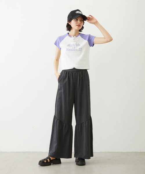 MILKFED.(ミルクフェド)の「MILKFED. AT HEAVEN27 LACE UP B/B TEE(Tシャツ/カットソー・レディース・ベージュ/ホワイト/ライトブルー・ONE SIZE)」の19枚目の写真