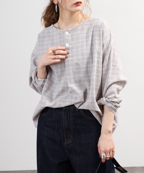 SO(エスオー)の「ブラウス(シャツ/ブラウス・レディース・ベージュ系その他/ブラック系その他・F)」の2枚目の写真