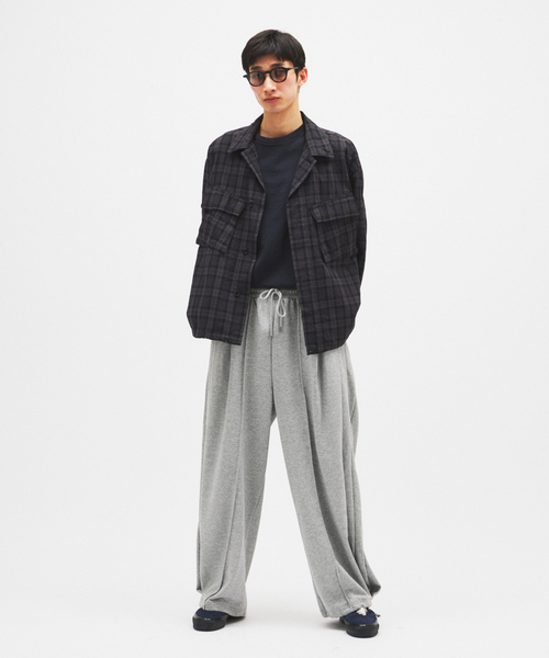 JOURNAL STANDARD（ジャーナルスタンダード）の「コントアー スウェット パンツ（スウェットパンツ・メンズ・ライトグレー/ブラック/スミクロ・LARGE/MEDIUM）」の4枚目の写真