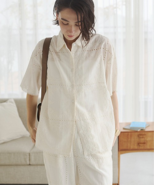 ANGIE(アンジー)の「【接触冷感 / セットアップ対応】パッチワーク 刺繍 シャツ / 夏服(シャツ/ブラウス・レディース・ブラック/オフホワイト・FREE)」の15枚目の写真