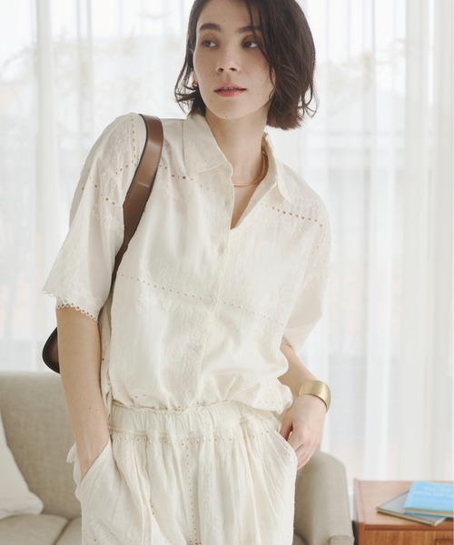 ANGIE(アンジー)の「【接触冷感 / セットアップ対応】パッチワーク 刺繍 シャツ / 夏服(シャツ/ブラウス・レディース・ブラック/オフホワイト・FREE)」の21枚目の写真