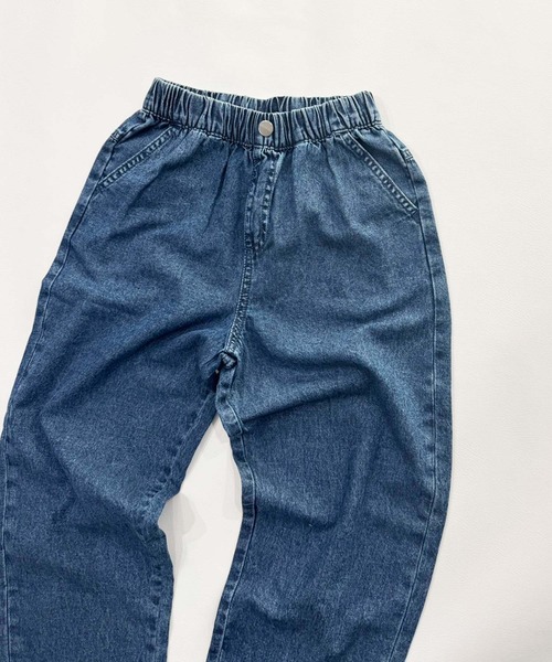 SHISKY（シスキー）の「【ケミカルウォッシュ】 デニム リラックスパンツ（デニムパンツ・キッズ・ブルー/ブラック・160/150/140/130/120/110）」の9枚目の写真