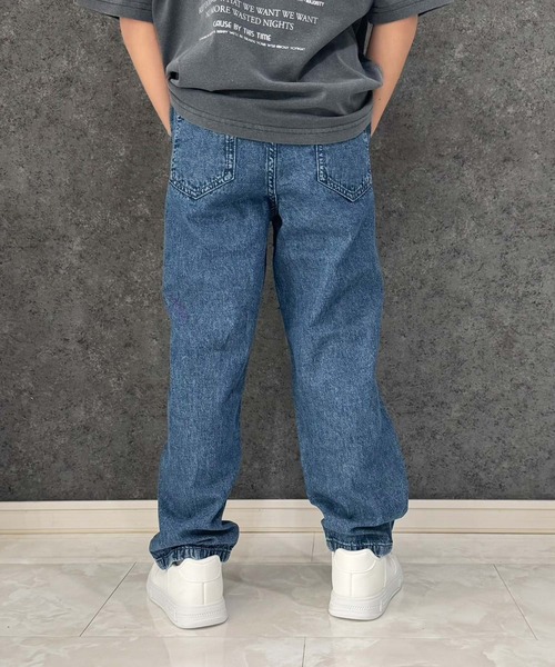 SHISKY(シスキー)の「ケミカルウォッシュ リラックス デニムパンツ(デニムパンツ・キッズ・ブルー/ブラック/ブラック系その他/ブルー系その他・160/150/140/130/120/110)」の9枚目の写真