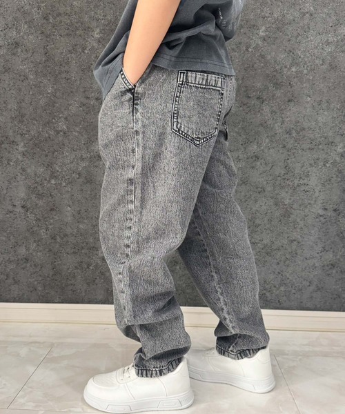SHISKY(シスキー)の「ケミカルウォッシュ リラックス デニムパンツ(デニムパンツ・キッズ・ブルー/ブラック/ブラック系その他/ブルー系その他・160/150/140/130/120/110)」の11枚目の写真