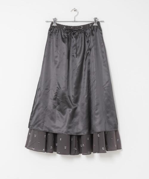 URBAN RESEARCH DOORS（アーバンリサーチドアーズ）の「小柄ダマスクプリントフレアスカート（スカート・レディース・オフホワイト/チャコールグレー・FREE）」の7枚目の写真