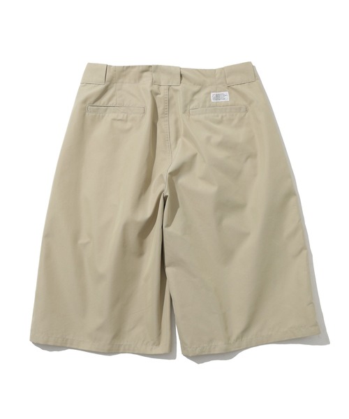 SILAS(サイラス)の「SHORT BAGGY CHINO PANTS(チノパンツ・メンズ・ブラック/ベージュ・M/L)」の3枚目の写真