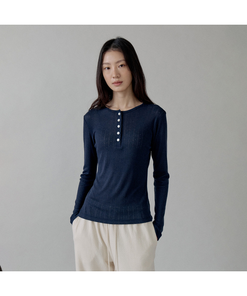 STEP AROUND(ステップアラウンド)の「Henley Long Sleeve Tee_3 COLORS(Tシャツ/カットソー・レディース・ネイビー/オリーブ/チャコールグレー・FREE)」の3枚目の写真