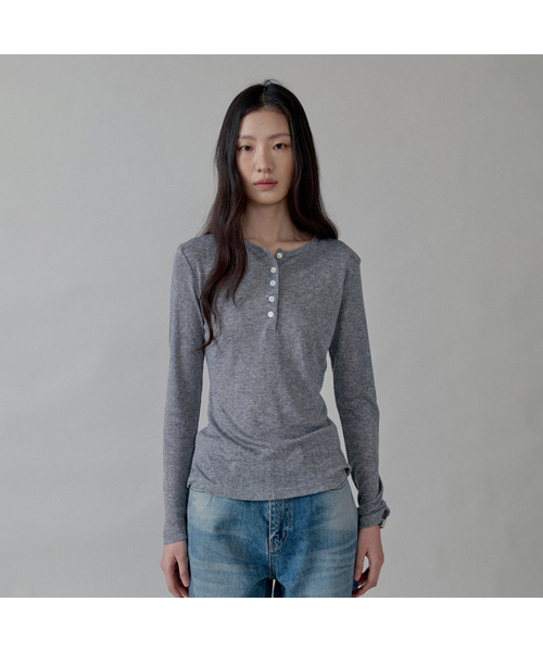 STEP AROUND(ステップアラウンド)の「Henley Long Sleeve Tee_3 COLORS(Tシャツ/カットソー・レディース・ネイビー/オリーブ/チャコールグレー・FREE)」の2枚目の写真