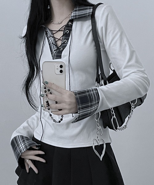 Emilie(エミリー)の「レース編みチェック配色シャツカットソー(Tシャツ/カットソー・レディース・ホワイト/ブラック/グレー・FREE)」の4枚目の写真