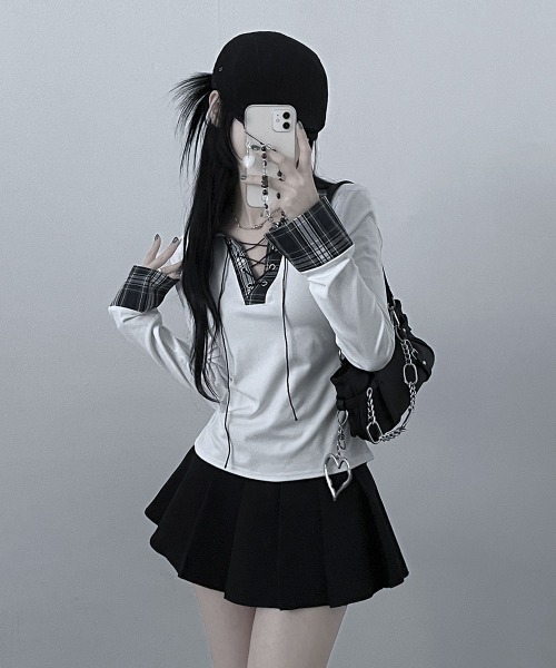 Emilie(エミリー)の「レース編みチェック配色シャツカットソー(Tシャツ/カットソー・レディース・ホワイト/ブラック/グレー・FREE)」の7枚目の写真