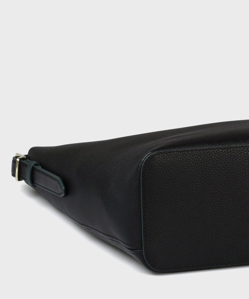 Paul Smith（ポールスミス）の「ダブルフェイス レザー 2WAY ハンドバッグ / 365000 WN210S（ショルダーバッグ・レディース・ブラック/グレイッシュベージュ・FREE）」の6枚目の写真