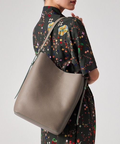 Paul Smith(ポールスミス)の「ダブルフェイス レザー 2WAY ハンドバッグ / 365000 WN210S(ハンドバッグ・レディース・ブラック/グレイッシュベージュ・FREE)」の16枚目の写真