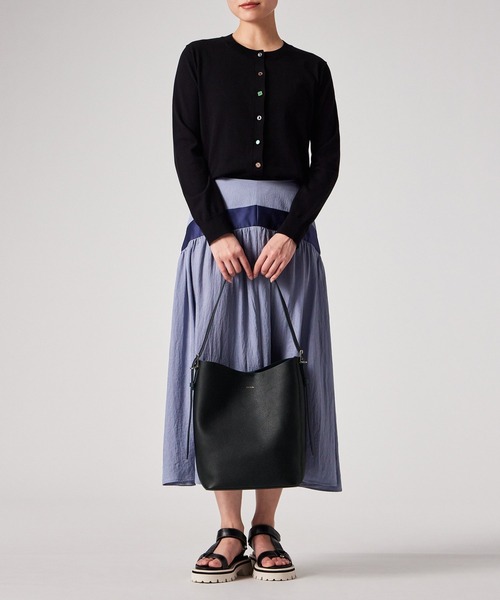 Paul Smith(ポールスミス)の「ダブルフェイス レザー 2WAY ハンドバッグ / 365000 WN210S(ハンドバッグ・レディース・ブラック/グレイッシュベージュ・FREE)」の13枚目の写真