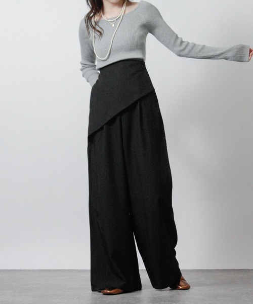 Social GIRL(ソーシャルガール)の「アシンメトリーラップワイドパンツ ハイウエスト スラックス(その他パンツ・レディース・グレー/ライトベージュ/ブラック/モカ・M)」の13枚目の写真