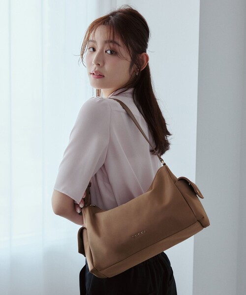 TOCCA(トッカ)の「IN CREADLE NYLON BAG ワンショルダーバッグ(ショルダーバッグ・レディース・ブラウン系/ライトグレー系/ブラック系・F)」の21枚目の写真