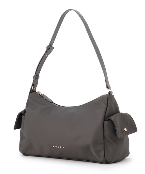TOCCA(トッカ)の「IN CREADLE NYLON BAG ワンショルダーバッグ(ショルダーバッグ・レディース・ブラウン系/ライトグレー系/ブラック系・F)」の4枚目の写真