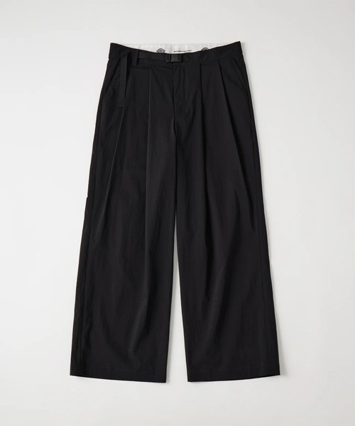 WHITE MOUNTAINEERING(ホワイトマウンテニアリング)の「【White Mountaineering/ホワイトマウンテニアリング】×Dickies 2 TUCK PANTS(チノパンツ・メンズ・ネイビー/ブラック・2/1)」の3枚目の写真