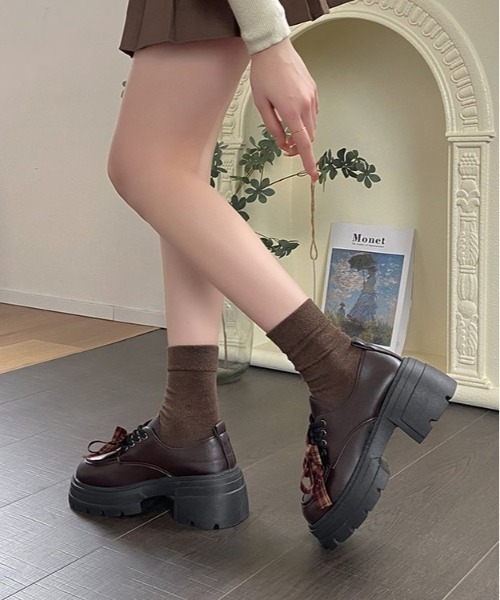 gossip!ロサンゼルス(ゴシップロサンゼルス)の「【JK★厚底】レトロ チェック柄 リボン ローファー オックスフォード シューズ Y2K(スニーカー・レディース・ダークブラウン/ブラック・XL/L/M/S)」の16枚目の写真