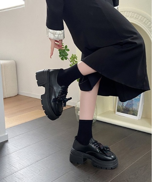 gossip!ロサンゼルス(ゴシップロサンゼルス)の「【JK★厚底】レトロ チェック柄 リボン ローファー オックスフォード シューズ Y2K(スニーカー・レディース・ダークブラウン/ブラック・XL/L/M/S)」の18枚目の写真