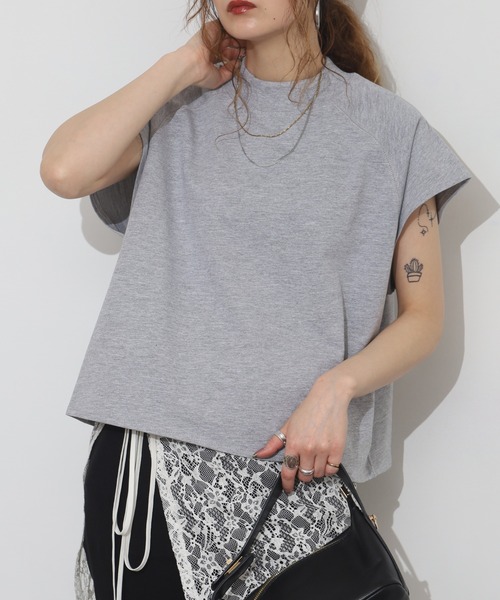 FUNALIVE(ファンアライブ)の「USAコットンミニ裏毛フレンチスリーブトップス(Tシャツ/カットソー・レディース・グレー/ブラック/ホワイト/ネイビー×ホワイト・F)」の2枚目の写真