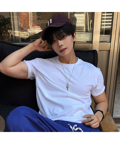 MINDBRIDGE(マインドブリッジ)の「クロップオーバーサイズデイリーハーフ袖Tシャツ - 3カラー(Tシャツ/カットソー・メンズ・ブラック/グレー/オフホワイト・95/100/105)」の2枚目の写真