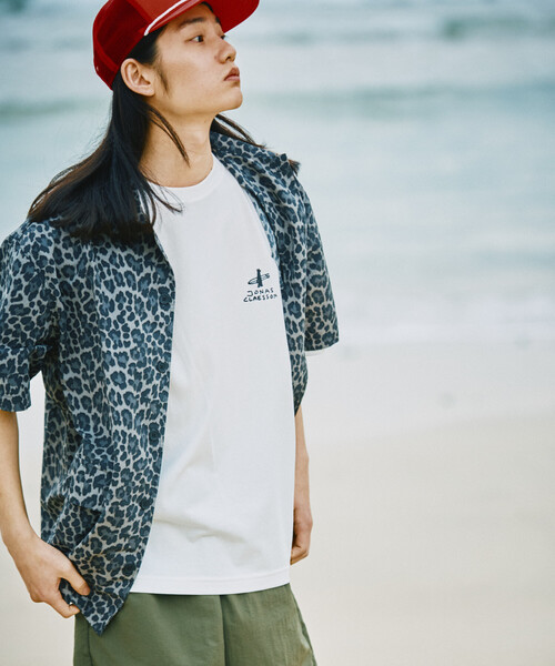 Jonas Claesson(ジョナスクレアッソン)の「JONAS CLAESSON/ジョナス クレアッソン Waking up Short Sleeve Tee/ウェイキングアップ バックプリントTシャツ(Tシャツ/カットソー・メンズ・ブラック/ホワイト/グリーン・MEDIUM/LARGE)」の22枚目の写真