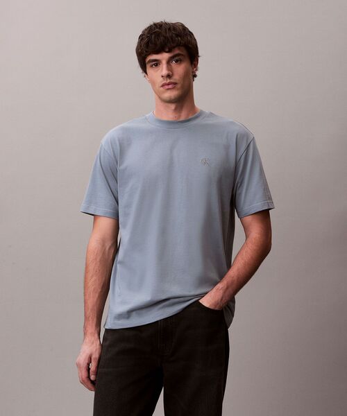 Calvin Klein(カルバン・クライン)の「スタンダード ロゴ Tシャツ(Tシャツ/カットソー・メンズ・ブルー/ブラック/ホワイト・M/L/XL/S)」の14枚目の写真