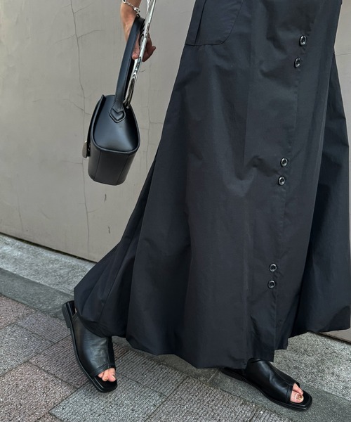 WILLFULLY(ウィルフリー)の「hem balloon tailored jacket like OP(ワンピース・レディース・ブラック/アイボリー・FREE)」の6枚目の写真