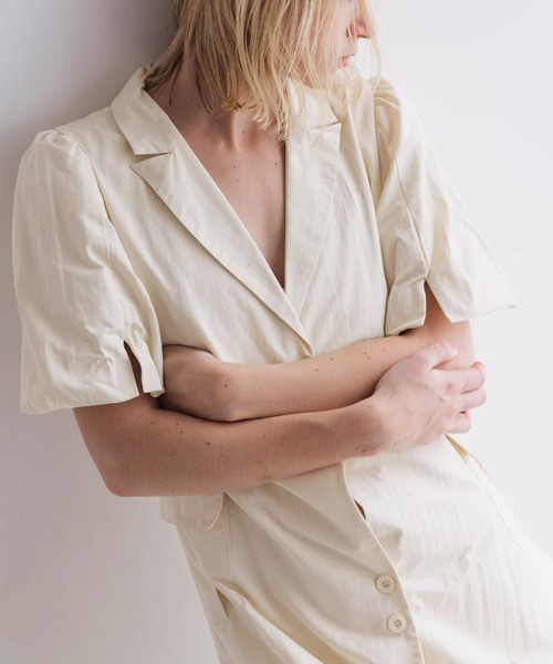 WILLFULLY(ウィルフリー)の「hem balloon tailored jacket like OP(ワンピース・レディース・ブラック/アイボリー・FREE)」の3枚目の写真