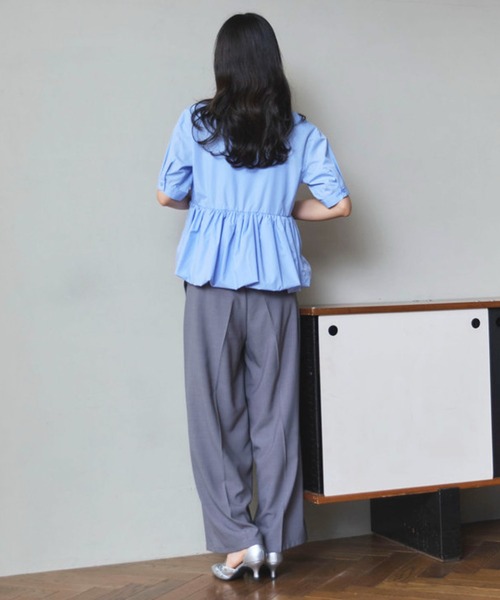 archives(アルシーヴ)の「【ONかわ】ハーフスリーブバルーンペプラムシャツ(シャツ/ブラウス・レディース・イエロー/ピンク/ブルー・MEDIUM)」の14枚目の写真