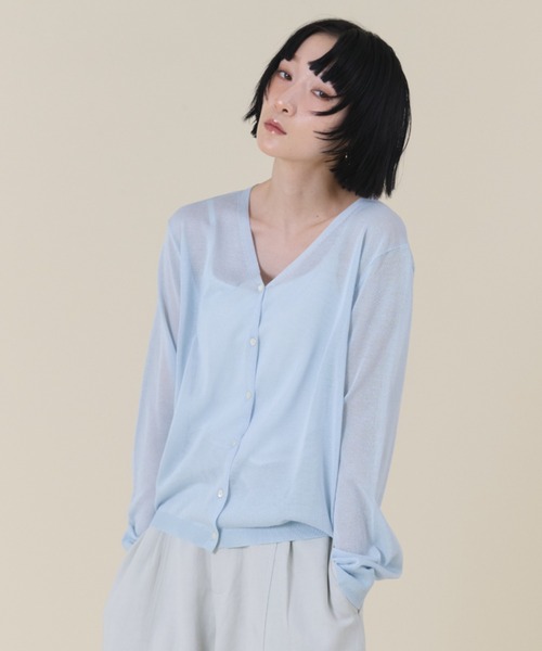 FMiBL（ファミル）の「シアーVネックカーディガン（カーディガン/ボレロ・レディース・ブラック/ブルー/イエロー/ホワイト・FREE）」の5枚目の写真