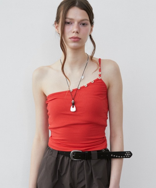 Rohwel(ローウェル)の「Shell Button One-Shoulder Camisole / シェルボタンワンショルダーキャミソール(キャミソール・レディース・ホワイト/グレー/イエロー/レッド・FREE)」の4枚目の写真