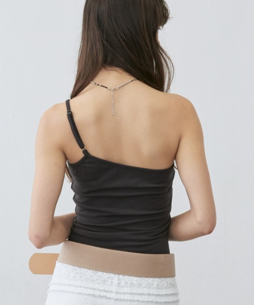 Rohwel(ローウェル)の「Shell Button One-Shoulder Camisole / シェルボタンワンショルダーキャミソール(キャミソール・レディース・ホワイト/グレー/イエロー/レッド・FREE)」の12枚目の写真