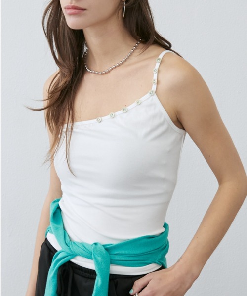 Rohwel(ローウェル)の「Shell Button One-Shoulder Camisole / シェルボタンワンショルダーキャミソール(キャミソール・レディース・ホワイト/グレー/イエロー/レッド・FREE)」の22枚目の写真