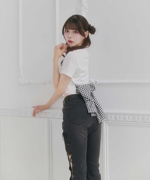 Belle Charme(ベルシャルム)の「【Belle Charme】Back Ribbon Glitter Logo Tee(Tシャツ/カットソー・レディース・オフホワイト/ピンク/ブラック・FREE)」の5枚目の写真