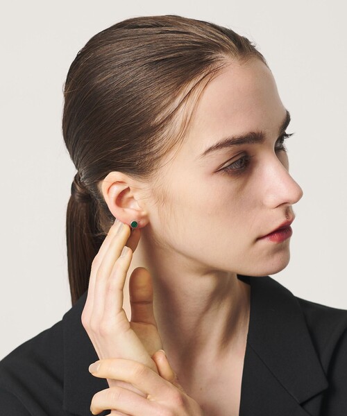 BEAUTY&YOUTH UNITED ARROWS(ビューティーアンドユースユナイテッドアローズ)の「<eoa>ストーン マラカイト スタッズ ピアス 片耳用(ピアス(片耳用)・メンズ・シルバー・FREE)」の3枚目の写真