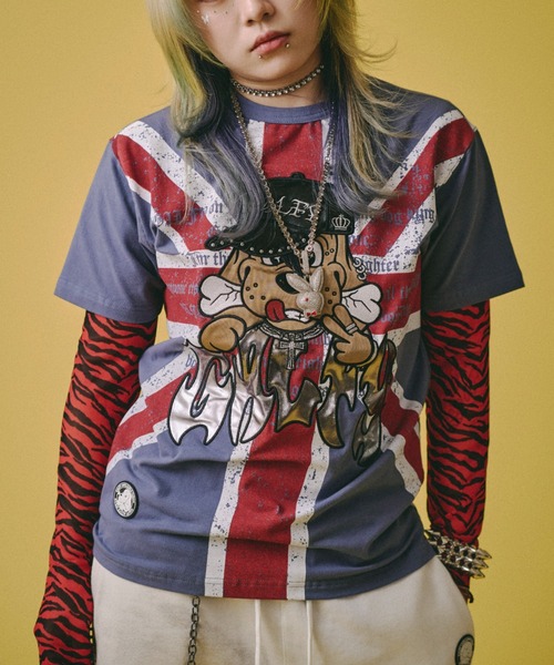 GALFY(ガルフィー)の「【GALFY】UKギャル男TEE / 【ガルフィー】グラフィック半袖Tシャツ(Tシャツ/カットソー・メンズ・ホワイト/ブラック×グレー/ブラック×レッド/ネイビー・L/XL)」の4枚目の写真