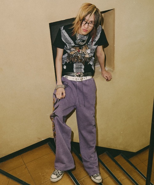 GALFY(ガルフィー)の「【GALFY】UKギャル男TEE / 【ガルフィー】グラフィック半袖Tシャツ(Tシャツ/カットソー・メンズ・ホワイト/ブラック×グレー/ブラック×レッド/ネイビー・L/XL)」の20枚目の写真