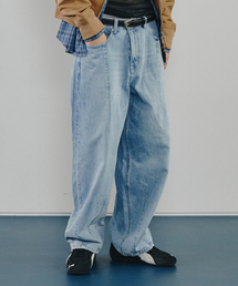 MODEN ARDOR（モデンアルダー）の「マルチプルダートバルーンデニムパンツ（ライトブルー）（デニムパンツ）」