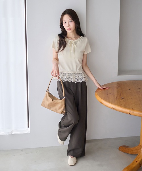 CHAN ME(チャンミ)の「裾ティアードレースフリルレイヤード風半袖トップス(Tシャツ/カットソー・レディース・ブラック/アイボリー/ネイビー・MEDIUM/LARGE/X-LARGE)」の7枚目の写真