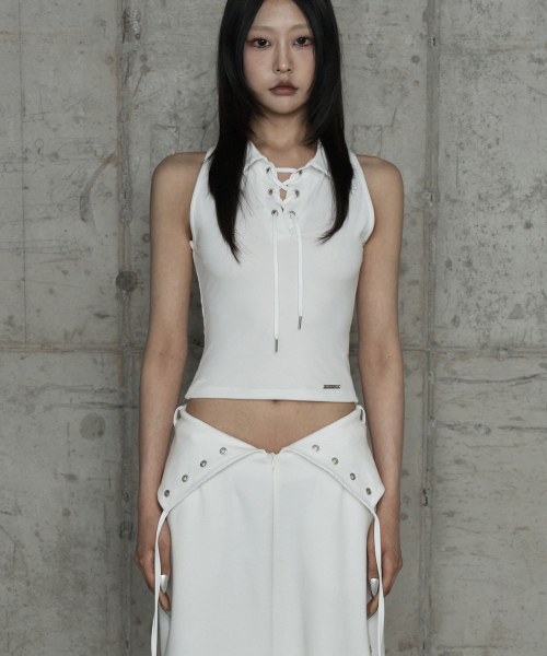 ETRE AU SOMMET(エトレオソメ)の「Halter Back Circle Corset Collar Sleeve (White)(Tシャツ/カットソー・レディース・ホワイト・FREE)」の2枚目の写真