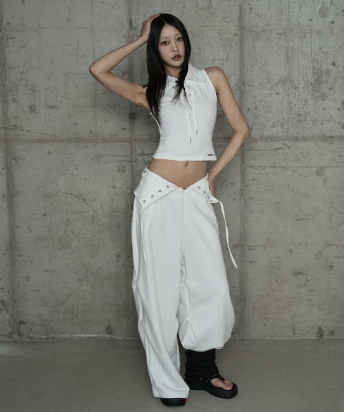 ETRE AU SOMMET(エトレオソメ)の「Halter Back Circle Corset Collar Sleeve (White)(Tシャツ/カットソー・レディース・ホワイト・FREE)」の6枚目の写真