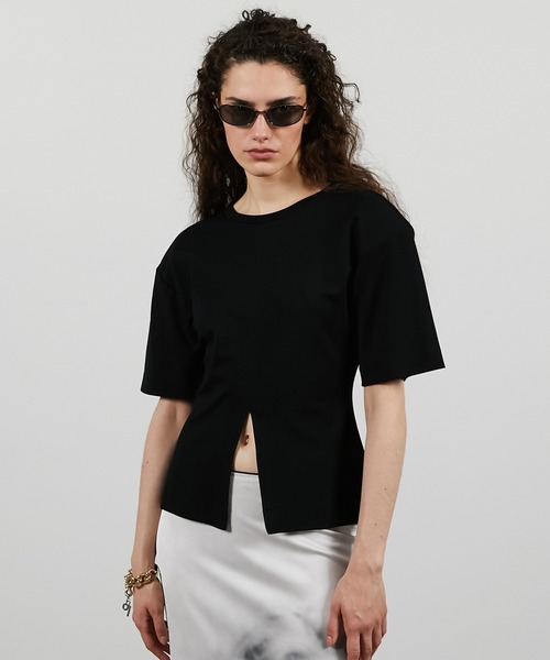 PRANK PROJECT（プランクプロジェクト）の「パディングショルダーTシャツ / Padded-shoulder T-shirt（Tシャツ/カットソー・レディース・ホワイト/ブラック/ボルドー/ベージュ・FREE）」の2枚目の写真