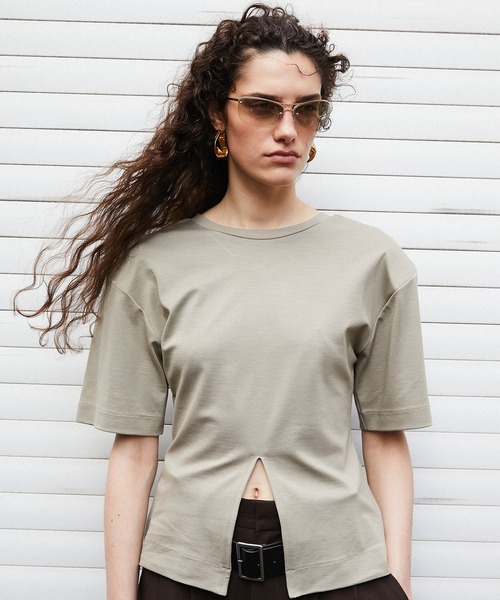 PRANK PROJECT（プランクプロジェクト）の「パディングショルダーTシャツ / Padded-shoulder T-shirt（Tシャツ/カットソー・レディース・ホワイト/ブラック/ボルドー/ベージュ・FREE）」の10枚目の写真