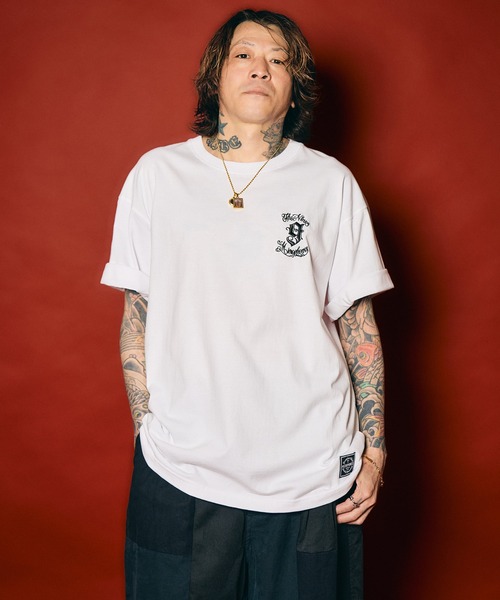 NineMicrophones(ナインマイクロフォンズ)の「EMBROIDERY 9MC Crew TEE(Tシャツ/カットソー・メンズ・スミクロ/ブラック×グレー/ブラック×ホワイト/ホワイト・XX-LARGE/X-LARGE/LARGE/MEDIUM/SMALL)」の18枚目の写真